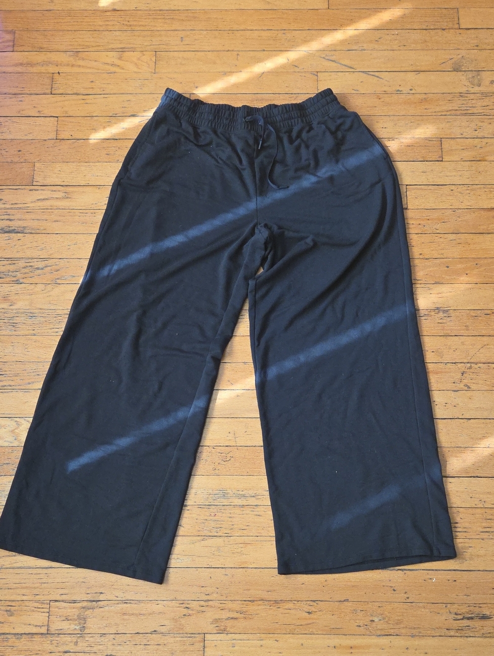 DSG Women's Black Wide-Leg Pull-On Joggers